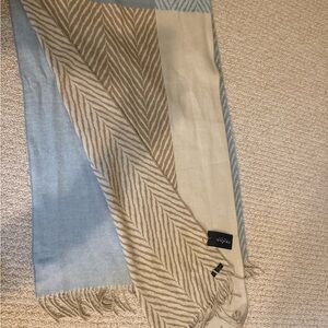 Fraas Beige and Cream Textured Scarf